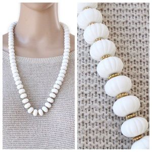 Vintage Monet White Melon Beaded Necklace Fluted Ribbed Pumpkin Beads 27.5” Long